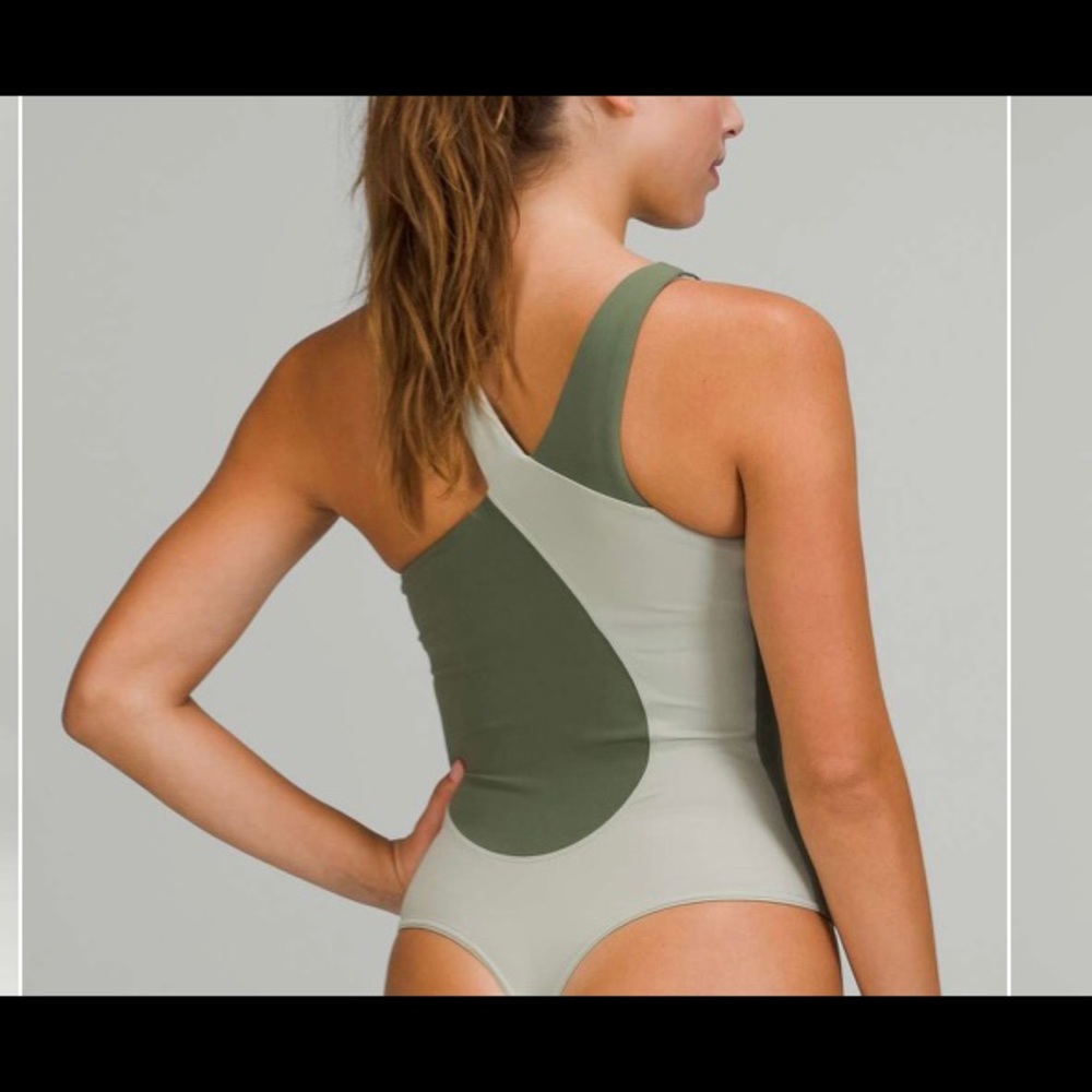 Lululemon | Nulu Assymetrical Bodysuit